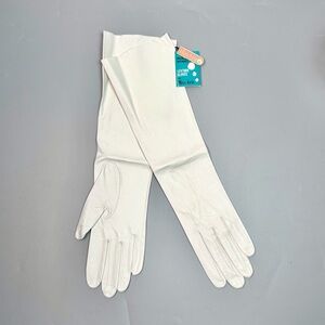 NWT Miss Aris Long White Leather Gloves Vintage Washable size 8 Unlined